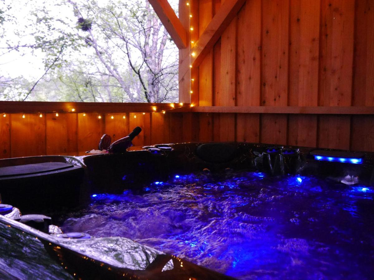 Rest At Last - Highland Apartment With Private Hot Tub Whitebridge  Екстериор снимка