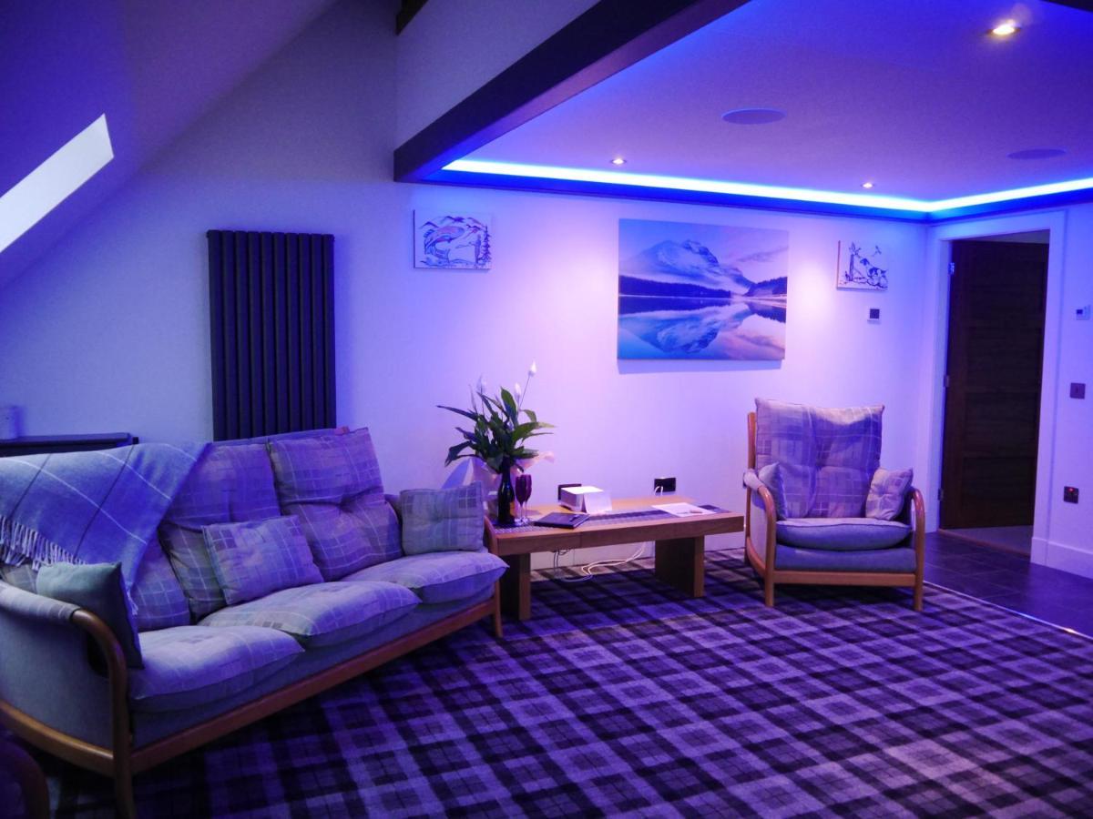 Rest At Last - Highland Apartment With Private Hot Tub Whitebridge  Екстериор снимка