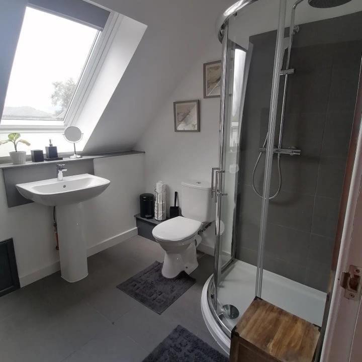 Rest At Last - Highland Apartment With Private Hot Tub Whitebridge  Екстериор снимка
